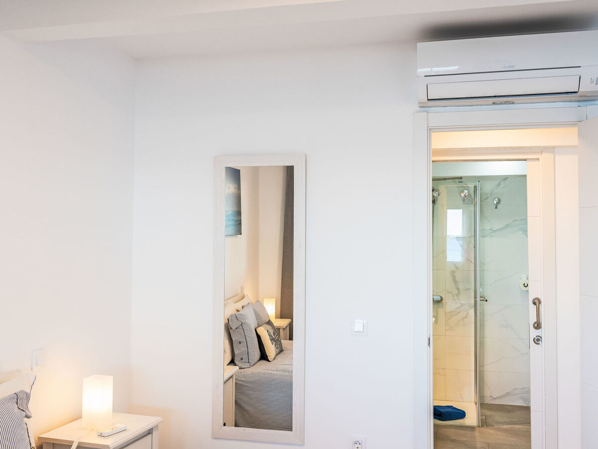 Appartement Daura – vue mer, à 10 m de la plage d'Arinaga - Photo 18