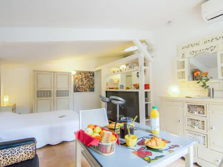 Le Mimosa St Laurent – Studio 36 m² à Gassin : photo 7