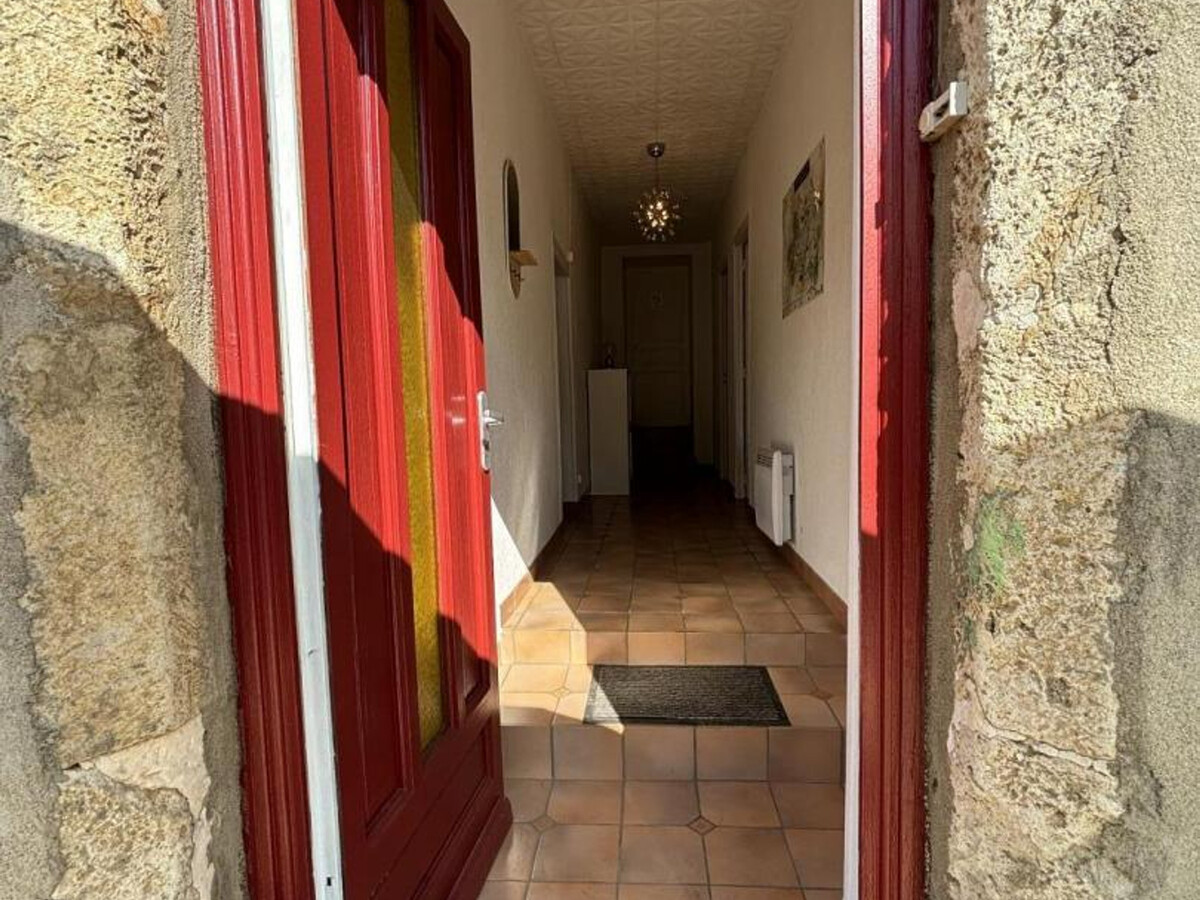 Gîte Les Burliers : maison vigneronne avec terrasse à Saulcet - Photo 20