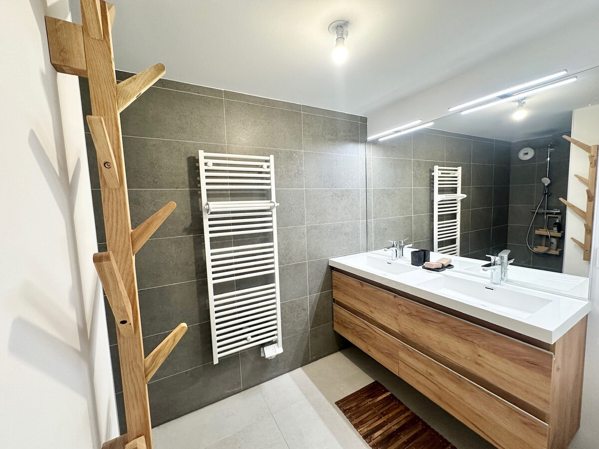 Appartement 72 m² Vars : spa, sauna et terrasse plein sud - Photo 14