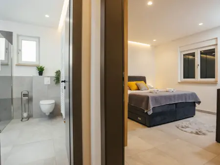 Maison Lozo : ferme moderne 10 pers., piscine privée : photo 14