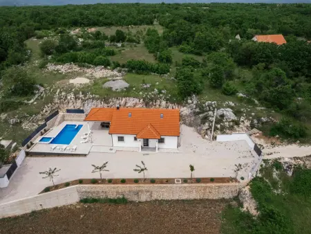 Maison Lozo : ferme moderne 10 pers., piscine privée : photo 28