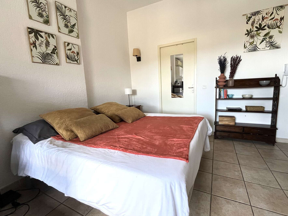 Studio terrasse vue montagne & piscine, Saint-Florent - Photo 2