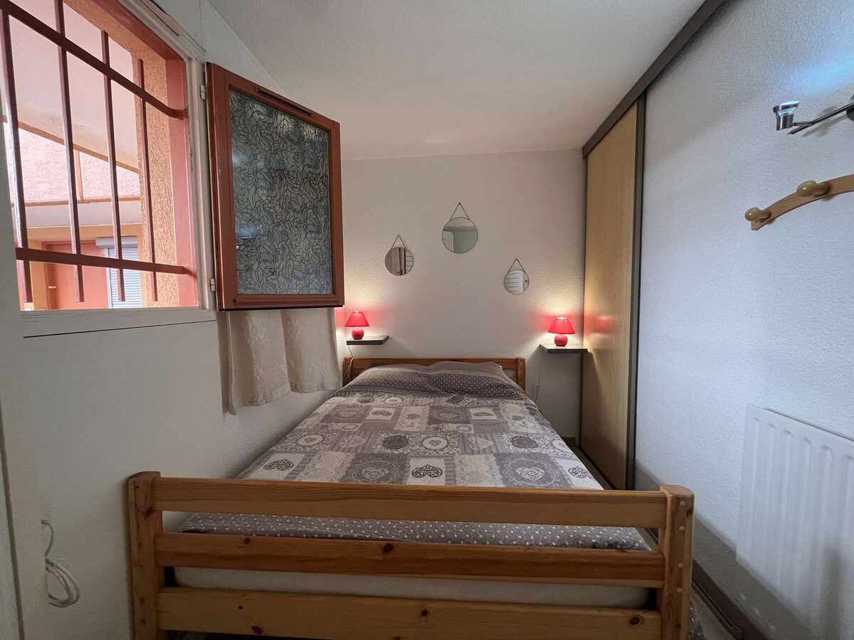 Studio cabine climatisé, terrasse et garage à Saint-Raphaël - Photo 10