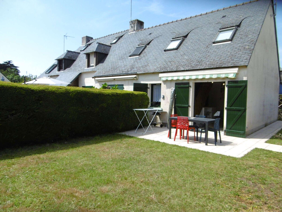 Maison rénovée 3 chambres à Sarzeau, jardin clos et parking - Photo 1