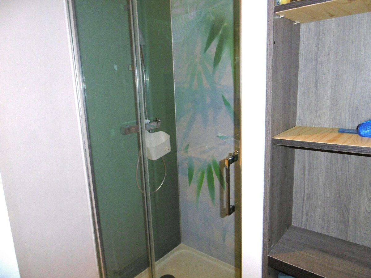 Maison rénovée 3 chambres à Sarzeau, jardin clos et parking - Photo 11