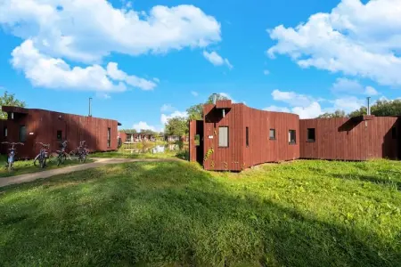 Location bungalow à Antoing, Escapade sereine en forêt