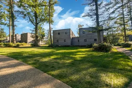 Location maison à Antoing, Retraite familiale avec piscines