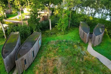 Location gite à Antoing, Escapade dans un chalet confortable en forêt