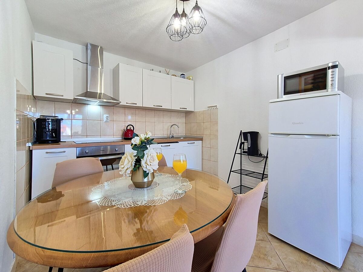 Maison Nancy avec piscine privée à Vinišće - Photo 10