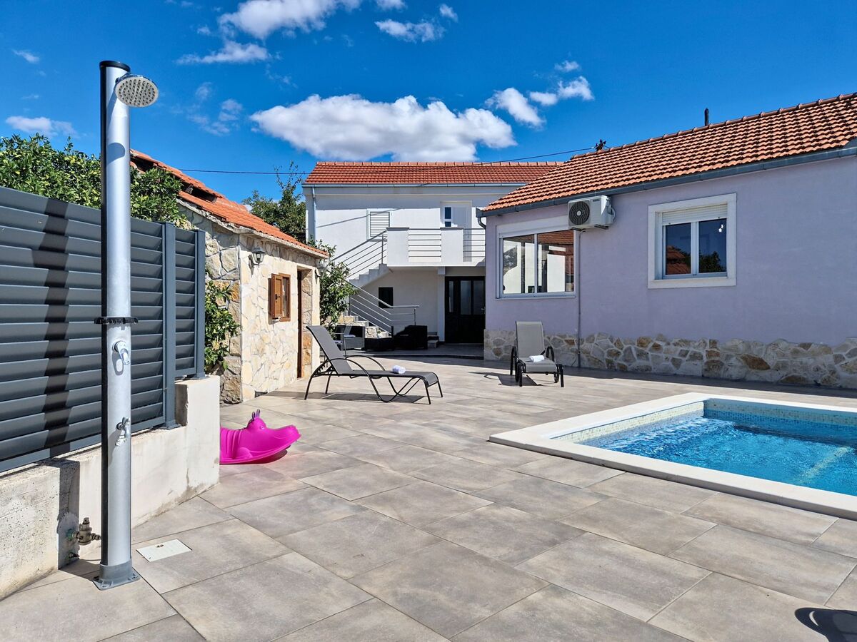 Maison Nancy avec piscine privée à Vinišće - Photo 25