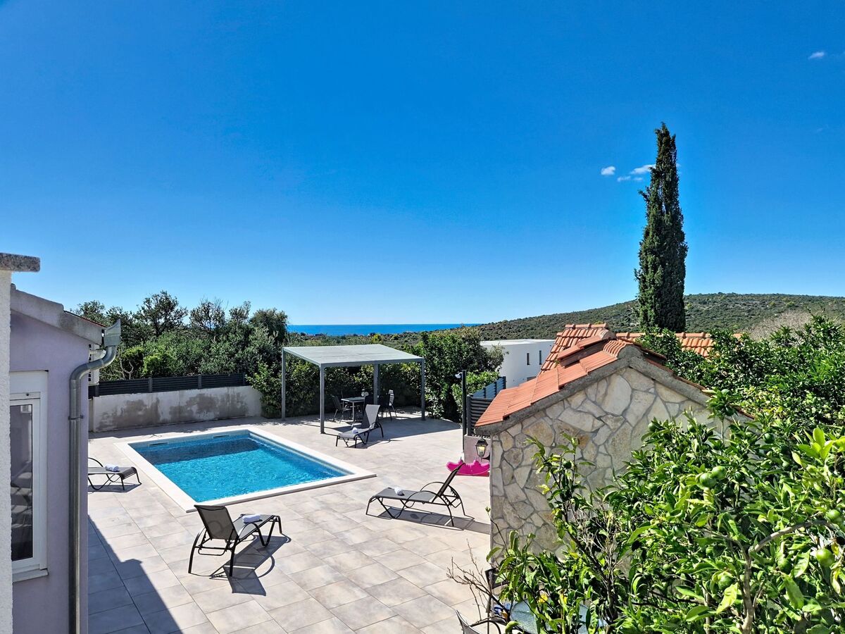 Maison Nancy avec piscine privée à Vinišće - Photo 31
