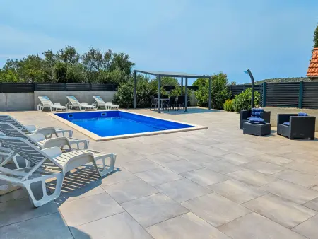 Location maison à Vinišće