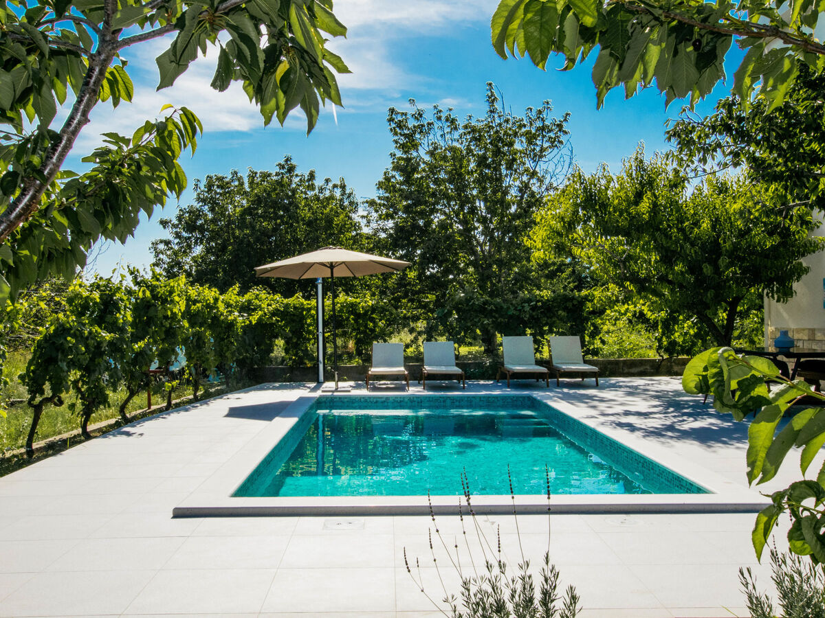 Kastel Mila – Maison 5 pers. piscine privée - Photo 17