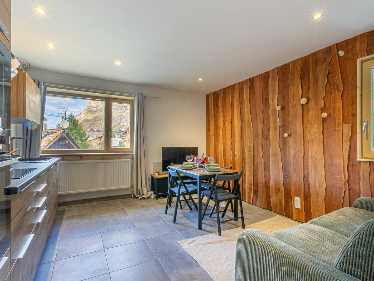Appartement 2 pièces Val-d'Isère, cuisine équipée, casier à ski - Photo 2