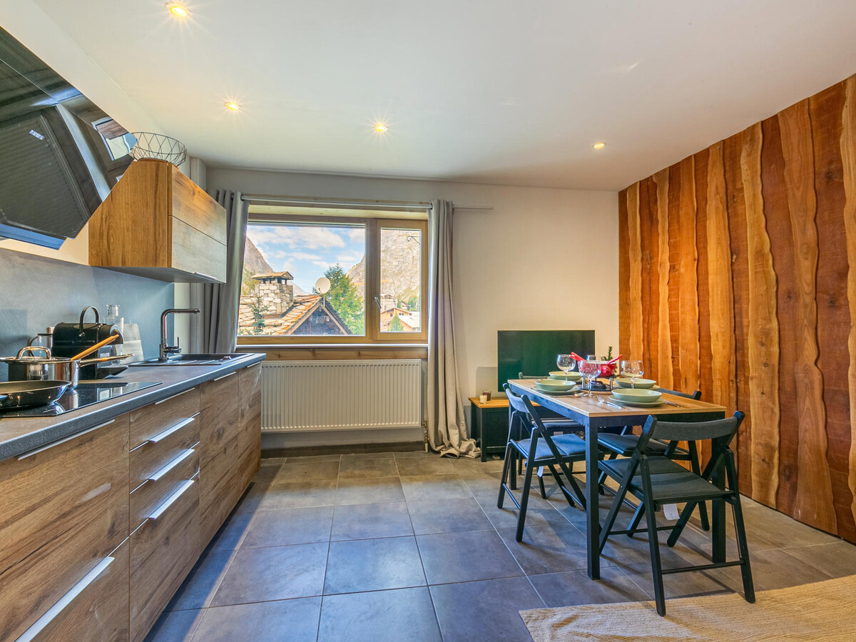 Appartement 2 pièces Val-d'Isère, cuisine équipée, casier à ski - Photo 4