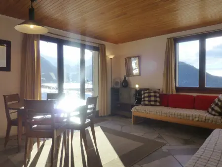 Chalet rustique pour 11 pers, accès direct pistes, animaux admis, Wi-Fi - Photo 2