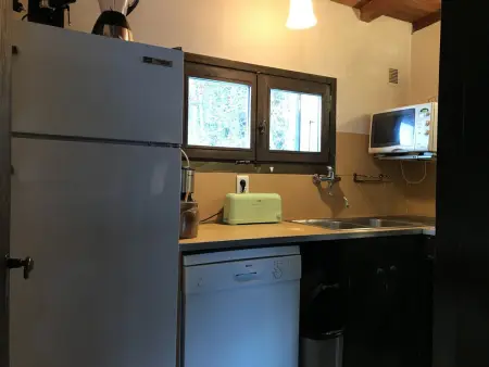 Chalet rustique pour 11 pers, accès direct pistes, animaux admis, Wi-Fi - Photo 5