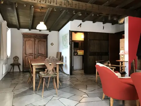 Chalet rustique pour 11 pers, accès direct pistes, animaux admis, Wi-Fi - Photo 9