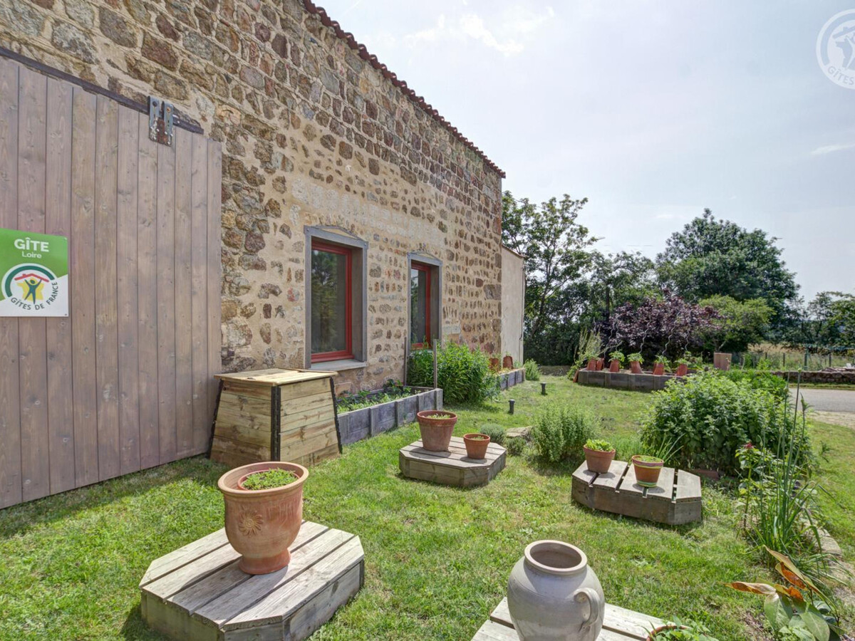 Gîte 1904 en pierre, 2 grandes terrasses à Verrières - Photo 33