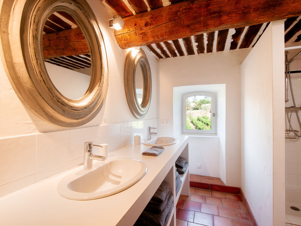 Villa Montagne – Gîte 13 personnes avec piscine à Oppède - Photo 22