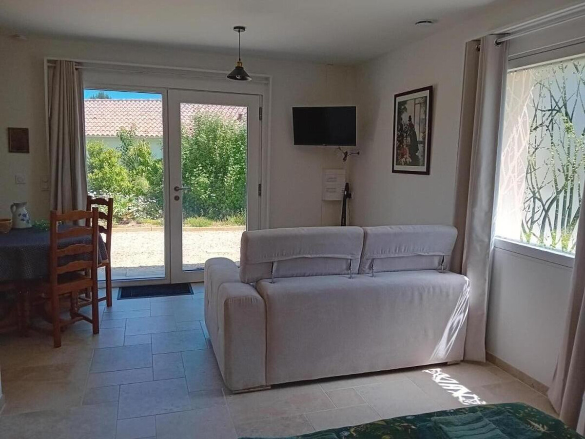 Studio neuf avec terrasse et parking à Baignes - Photo 18