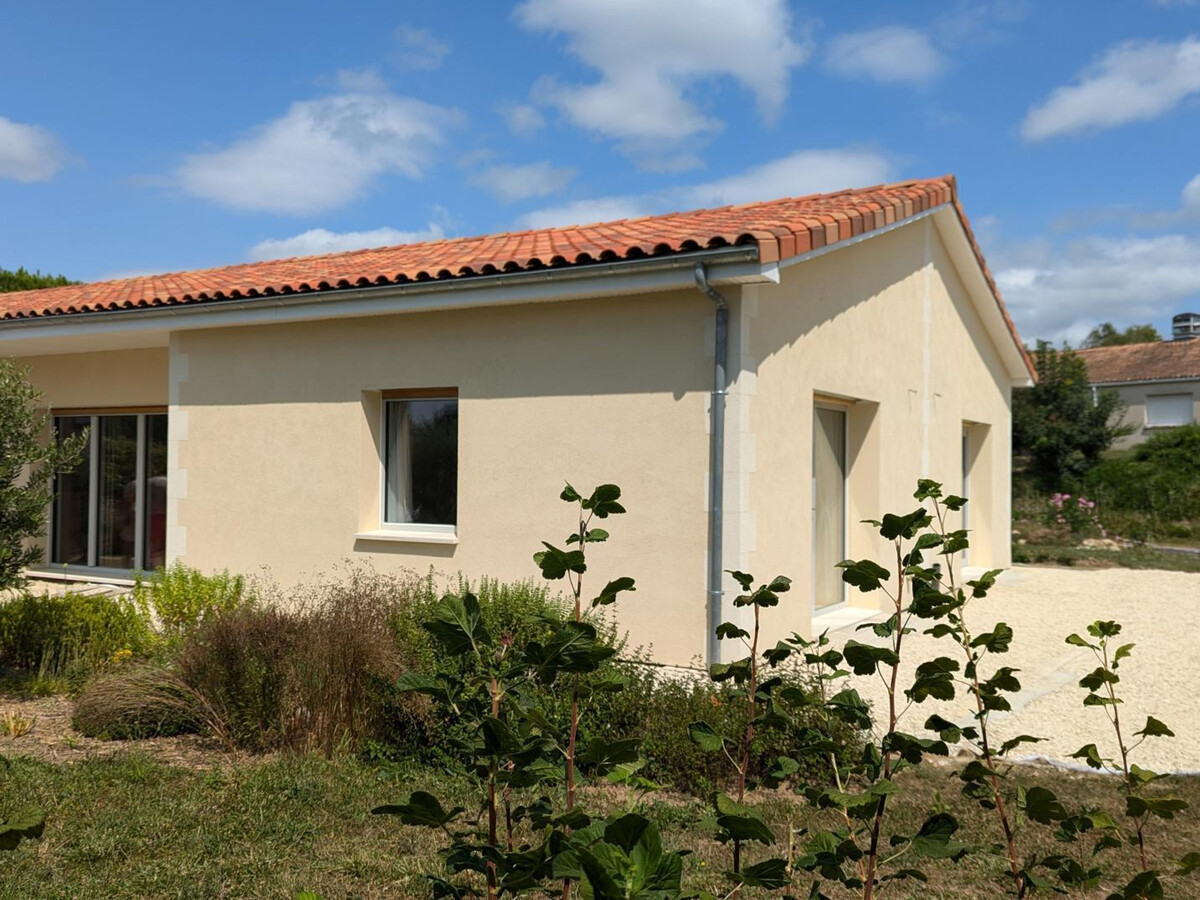 Studio neuf avec terrasse et parking à Baignes - Photo 19