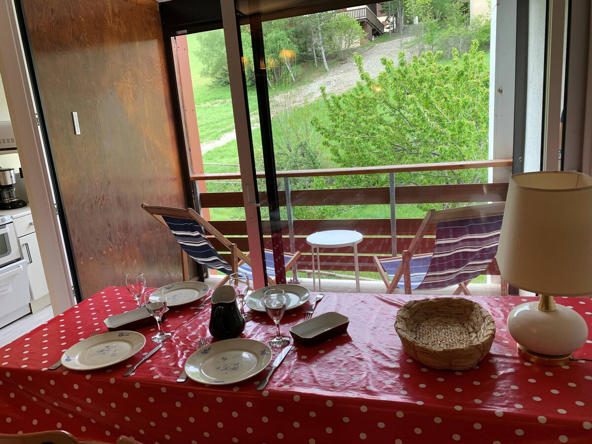 T2 Cabine 6 pers, face aux pistes, parking inclus - Photo 6