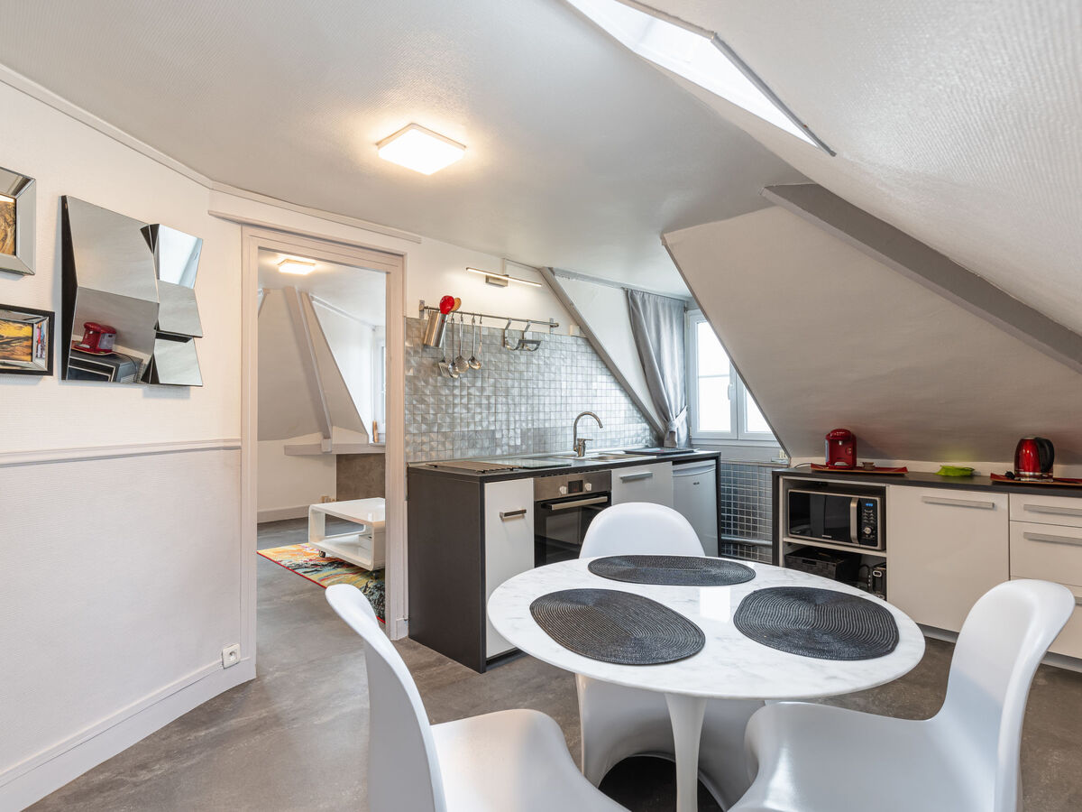 Studio Rossini à Trouville, vue ville à 260 m de la plage - Photo 2
