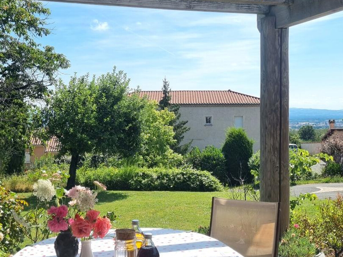 Gîte 70m² terrasse 20m² et jardin à Montbrison - Photo 17
