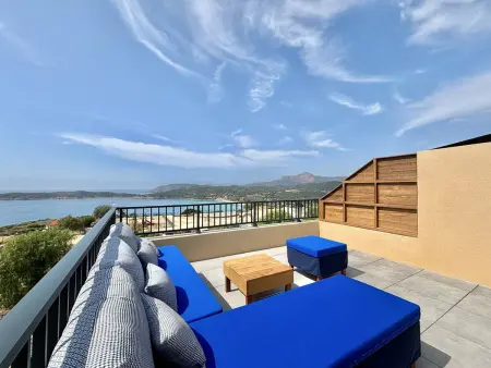 Appartement 3 chambres Cargèse, vue mer et terrasse : photo 22