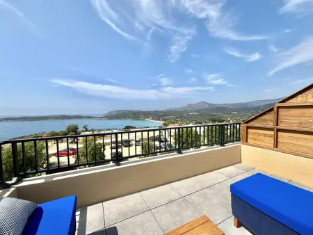 Appartement 3 chambres Cargèse, vue mer et terrasse : photo 23