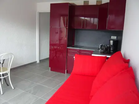 Studio rénové pour 2 avec clim à 100m de la plage : photo 5