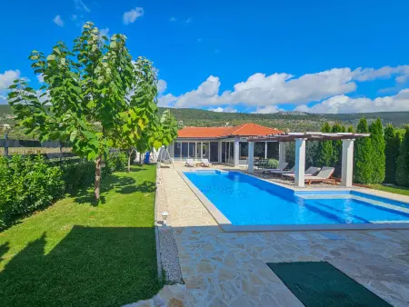 Maja : maison moderne avec piscine privée à Imotski : photo 18