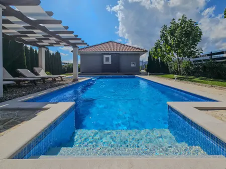 Maja : maison moderne avec piscine privée à Imotski : photo 36