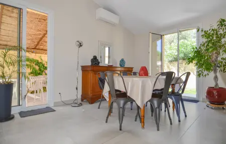Maison 115 m² avec piscine privée à Marguerittes : photo 5