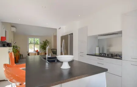 Maison 115 m² avec piscine privée à Marguerittes : photo 15