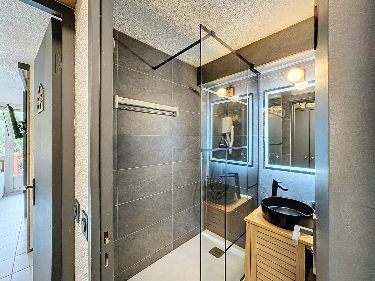 Appart 5 pers, balcon sud, accès direct pistes aux Menuires - Photo 14