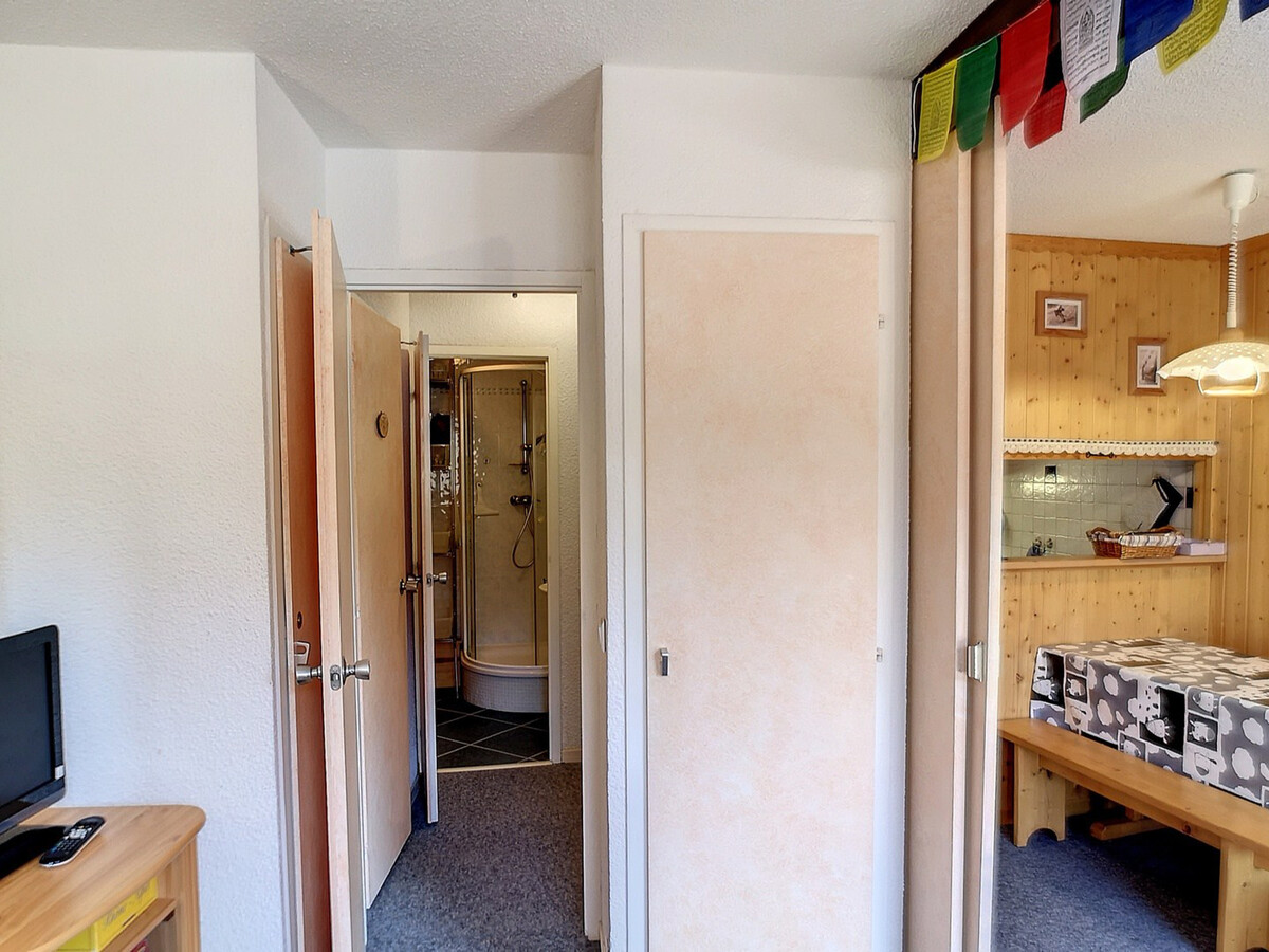 Appart 30m² 4 pers Les Menuires, balcon sud-ouest, accès pistes - Photo 3