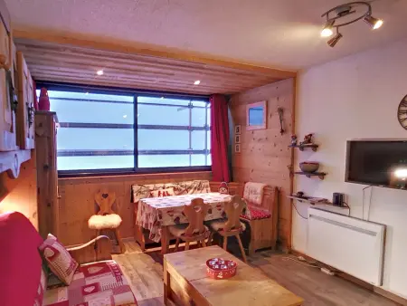 Appartement 3 pièces skis aux pieds aux Menuires, 4 personnes : photo 4