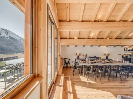 Location chalet à Champagny en Vanoise, Chalet élégant à Champagny, 10 pers, WIFI, sauna, parking