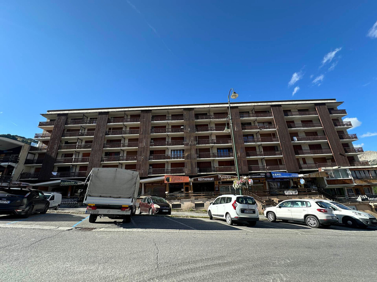 T3 Vars centre, 6 pers., balcon montagne et casier skis - Photo 16
