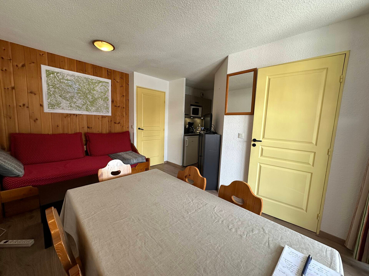 Appartement 30m² Vars, balcon sud, box à skis - Photo 3