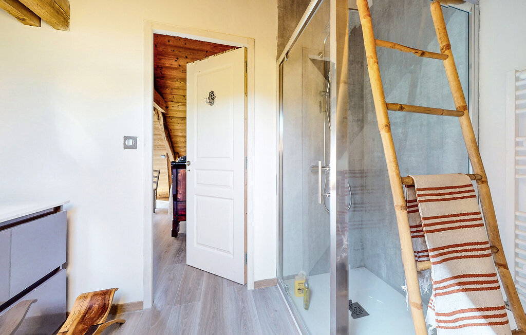 Maison 8 personnes avec piscine privée à Bourg Lastic - Photo 35
