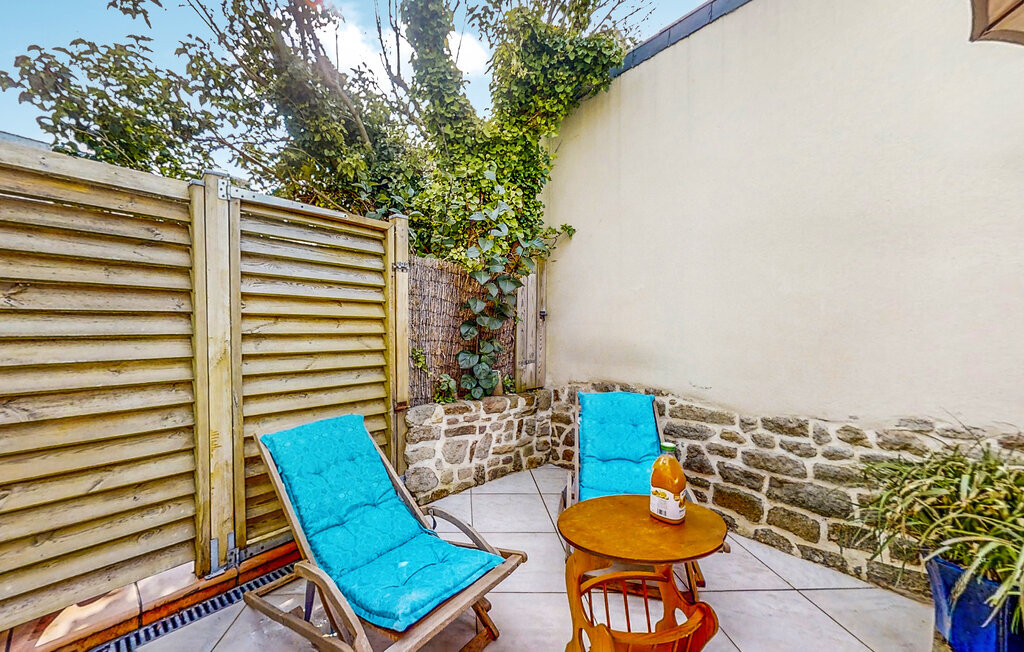 Maison de pêcheur en pierre à Plouhinec, vue mer - Photo 2