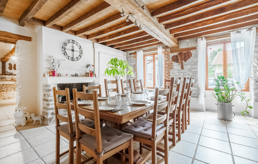 Ferme rénovée 5 chambres avec étang privé - Photo 5