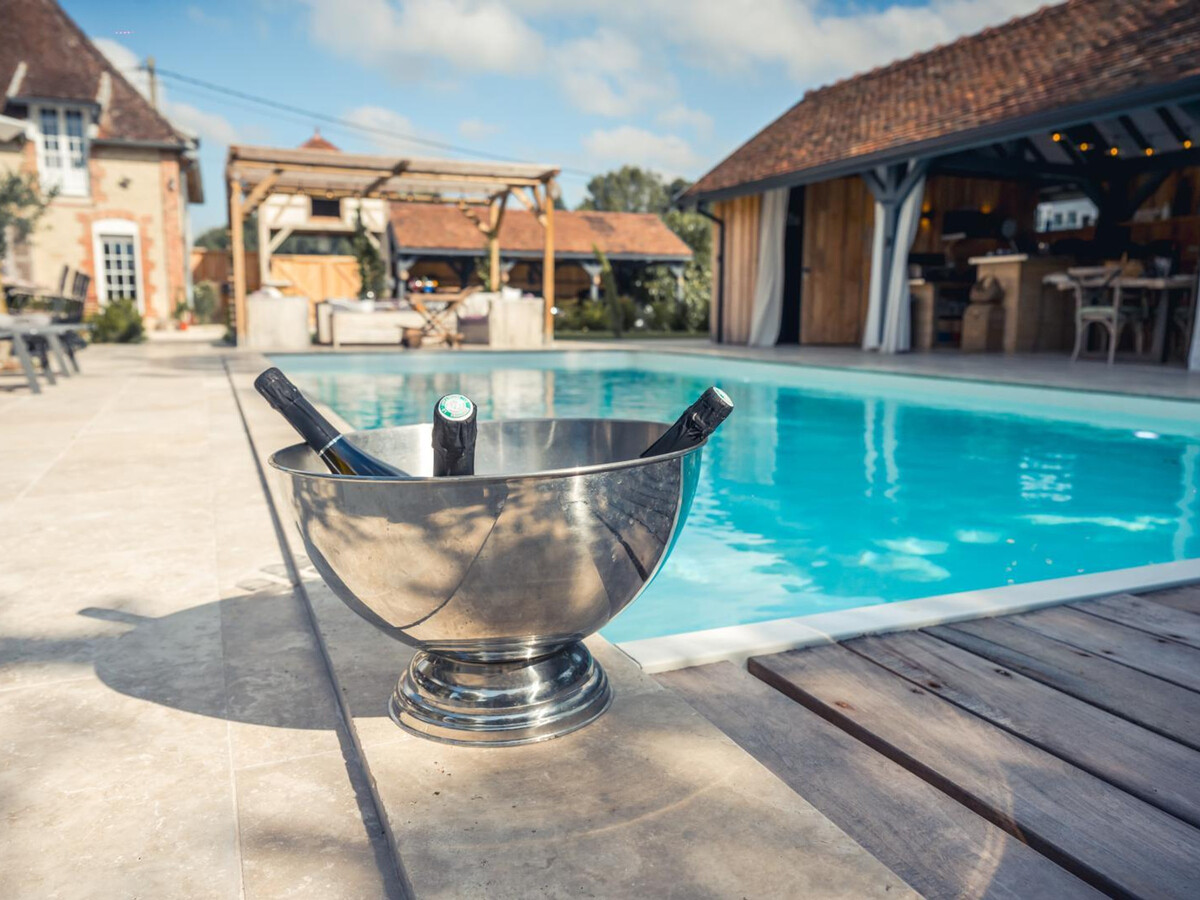 Gîte 10 pers. piscine chauffée, jacuzzi et pool house - Photo 5