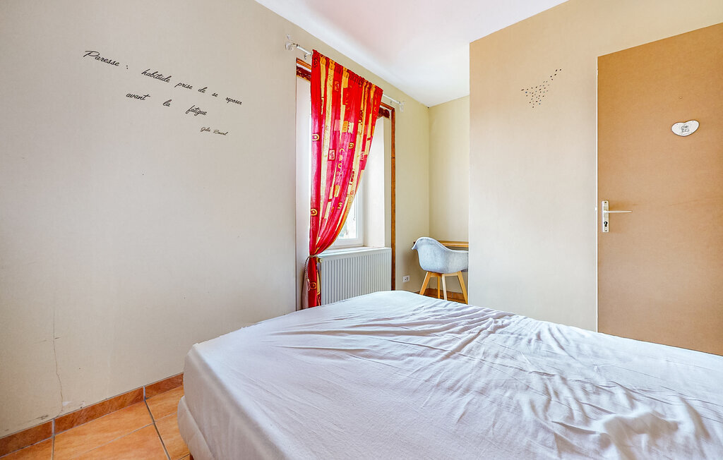 Maison de vacances au cœur du village, poutres et cheminée - Photo 18