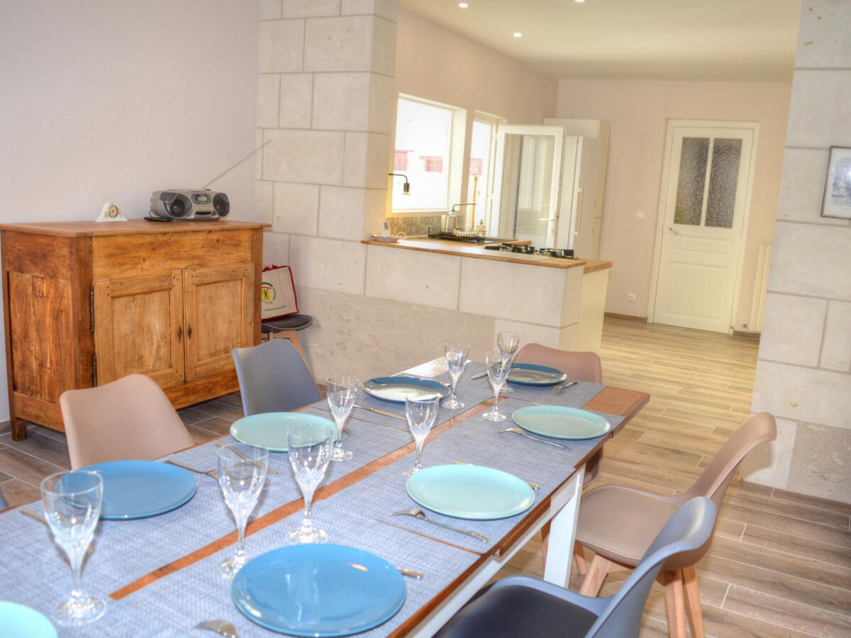 Gîte 9 pers. à Loches : cour fermée, Wi-Fi, parking - Photo 6