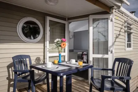 CAMPING ESTIVAL VENDRELL PLATJA MOBILE HOME 4/5, Escapade de charme avec jardin - Photo 3